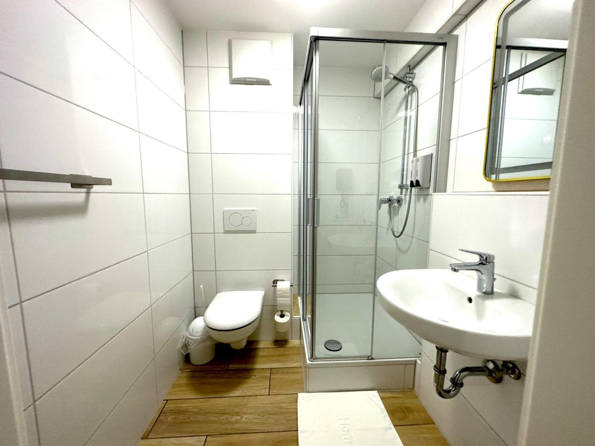 Home Inn Hotel Dormagen Extérieur photo